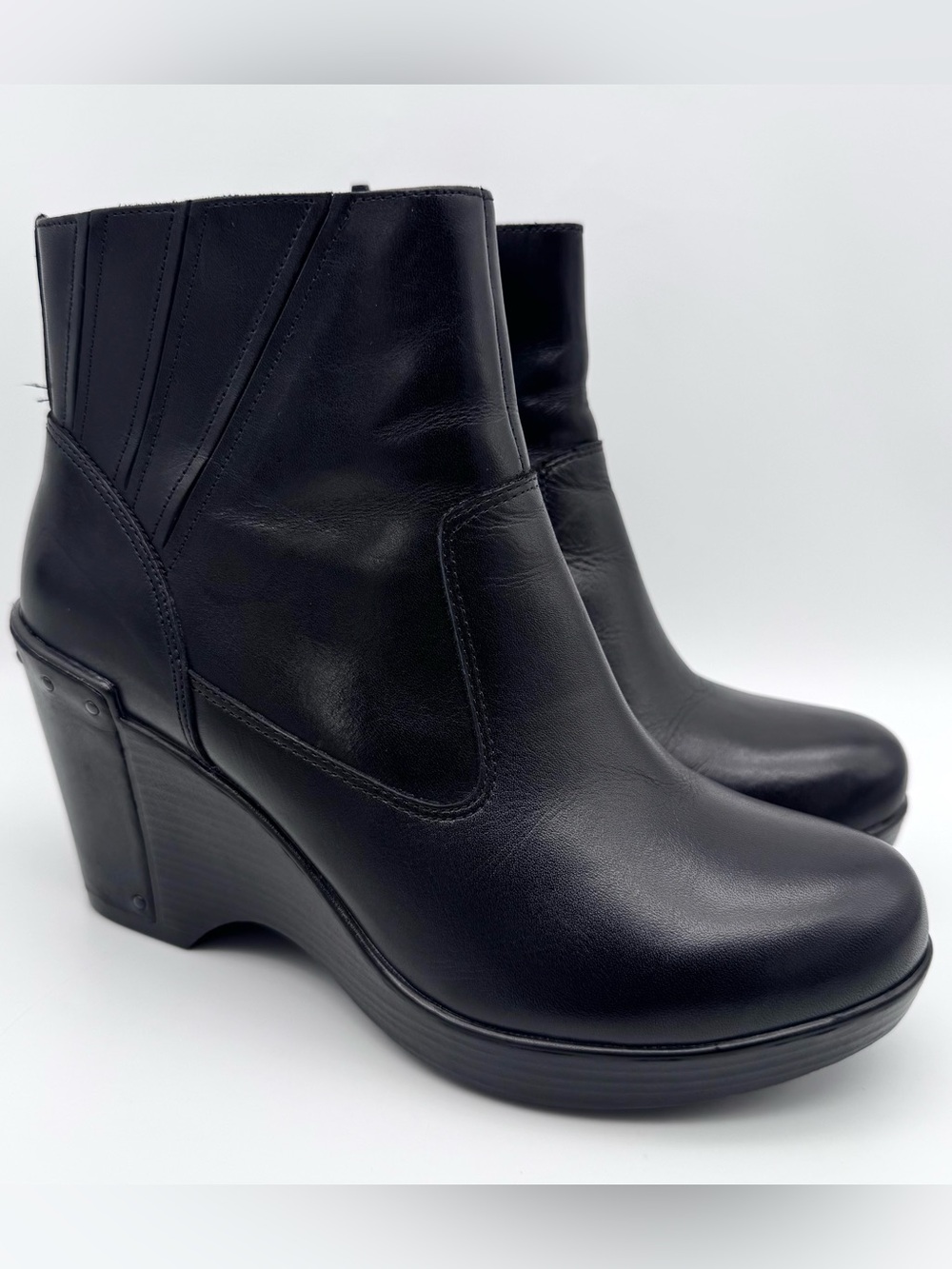 Dansko Faith Wedge Ankle Boots Black Leather Studded Women EU 38 / US 7.5 - 8